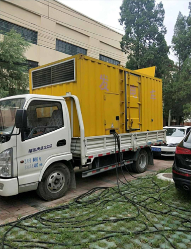 湖州发电车出租-柴油发电机组排烟系统设计要求及其考虑因素
